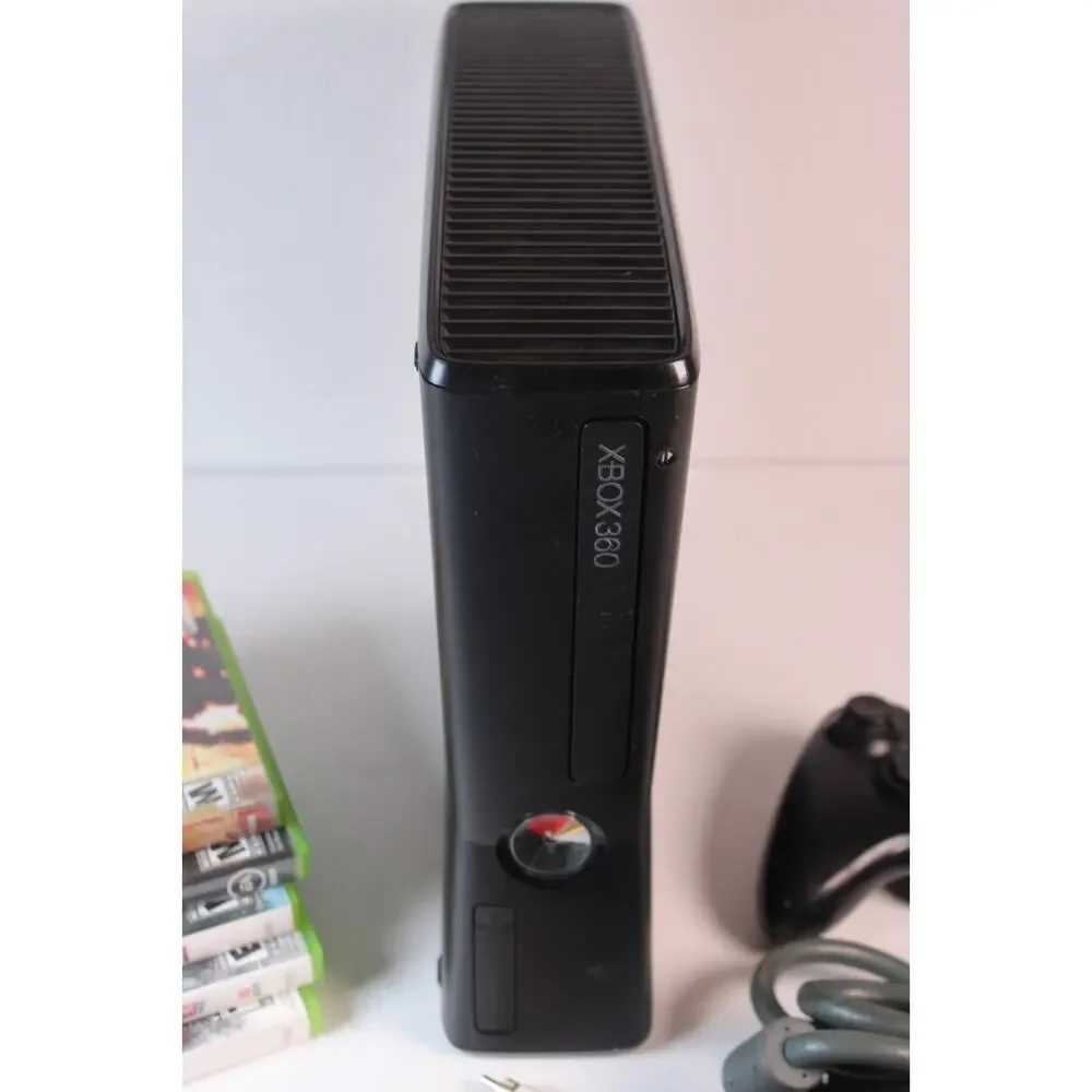Xbox 360 S Slim Console Bundle/Lot, 5 Games 1 Controller, cords, Tested/works